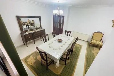 Image de Gardens apt Gf-family friendly 3 Br free parking