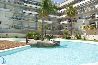 Image de Appartement avec parking, piscine communautaire Av-42
