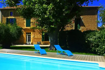 Image de Beautiful and spacious renovated farmhouse with swimming pool - Wifi - Air conditioning - Ping-pong