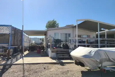 Image de Colorado River Party House