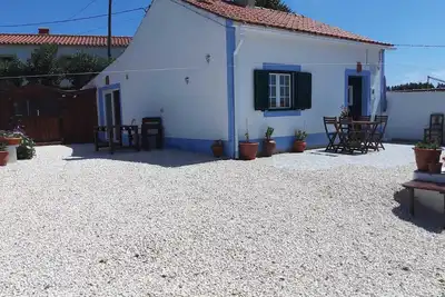 Image de Take it easy at this unique and tranquil getaway.
