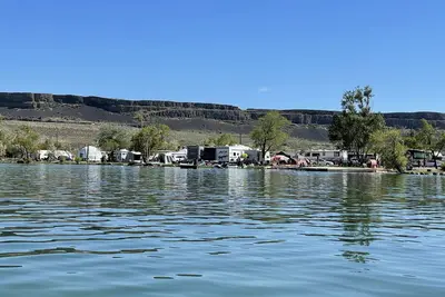Image de Blue Lake Resort
