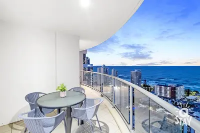 Image de Chevron Renaissance - 3 Bedroom Sub Penthouse