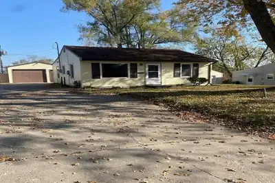 Image de Cozy 2 bedroom home tucked in a quiet neighborhood
