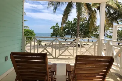 Image de Beach Front One Bedroom Villa Salty Seahorse