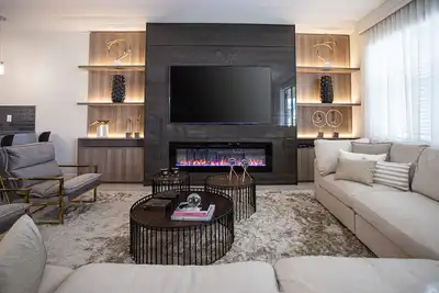 Image de Timeless Mansion in Exclusive Resort - Disney/Pool/Sauna/Bbq/Resort Amenities