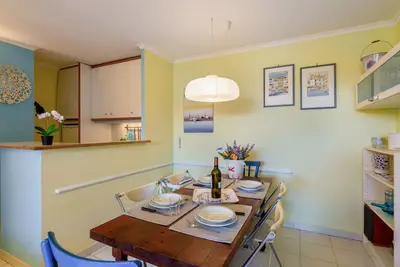 Image de Confortable appartement avec climatisation, Wifi, piscine, Tv, patio, animaux admis et parking