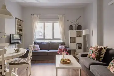 Image de Magnificent and bright apt in Nuevos Ministerios by Sharing Co