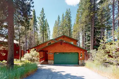 Image de Escape to Mountain Comfort in the Heart of Truckee, Ca