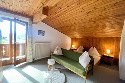 Image de Appartement '4' avec vue sur les montagnes, jardin partagé et Wi-Fi