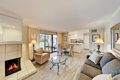 Image de Silverado Retreat | 2 Adjacent Private Units | Pool & On-Site Dining
