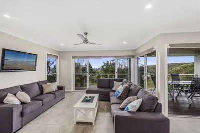 Image de Oceanview Beachfront - 11b Fuller St