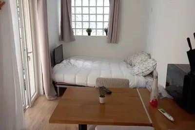 Image de Studio avec terrasse Paris Sud