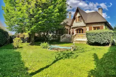 Image de Villa avec grand jardin au calme proche Paris, Orly, forêt et lacs