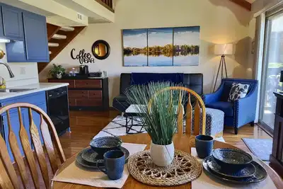 Image de Gorgeous Bright and Cozy Space, Branson Location!