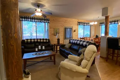 Image de Cozy White Mountain Getaway!