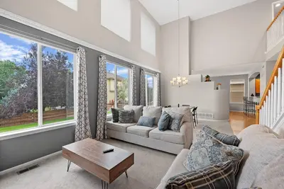 Image de Sweet open home ready for a family to enjoy