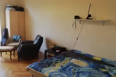 Large double room within walking distance of Valentino park possible addition of 1bed