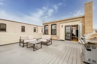 Image de Three Oaks Charmer Right In Downtown!