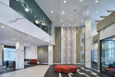 Image de Centrally Located Fully Furnished Luxury Condo in North York