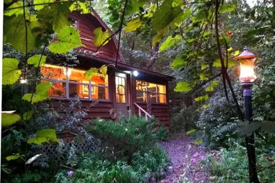 Image de Relaxing Cabin At the edge of The Woods, Near The National Forest, Furnished.