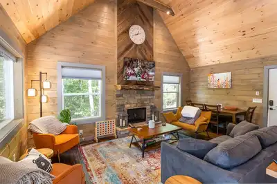 Image de Delightful Cabin near Ski Slopes