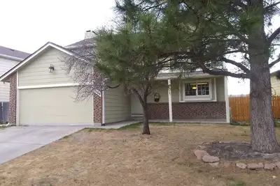 Image de Cozy home away from home; sleeps 11