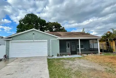 Image de Entire Home In Central Florida Near Millennia Mall!