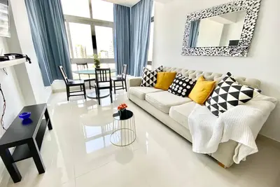 Image de luxury 1br, Pool, Gym, proche Agora Mall