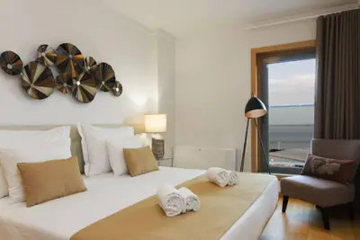 Image de one bedroom few minutes from Altice Arena