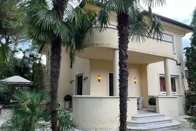 Image de Villa Mima with garden on two floors, 100 m from the sea.