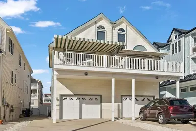 Image de Beach Block Townhouse With Expansive Ocean Views