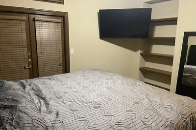 Image de Entire Apt • 1br w/private balcony SouthWest Houston