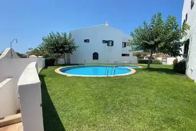 Image de Magnifique maison au calme Ă 100 m de la mer