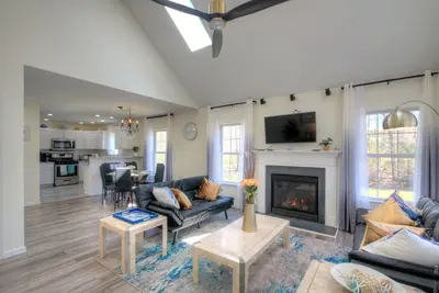 Image de Cape May Rose - Quiet Convenient Location Sleeps 10