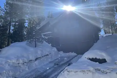 Image de Pristine Peaceful 2\/2 Cabin with Hot Tub Hsi L2ev