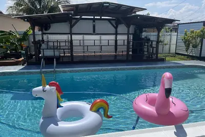 Image de Entire home 4bdrm 2 bath home W\/ Pool Miami\/Hialeah area