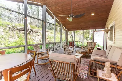 Image de Updated family-friendly 2 blks from the beach and across from the park & golf