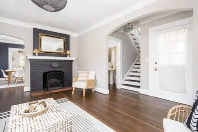 Image de New! Relaxing & Inviting Retreat <5min to Hpu&Mkt