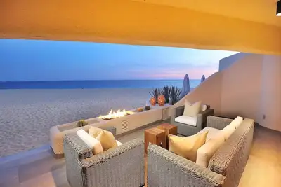 Image de Oceanfront Terrasol Condo with Patio Fireplace