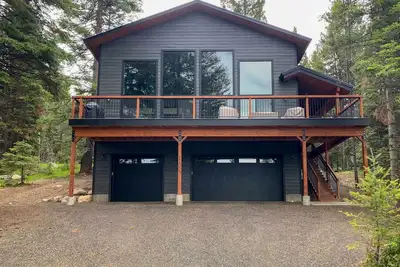 Image de Family-Friendly McCall Cabin: Pool Access & Bikes