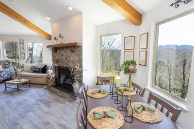 Image de High-Elevation Luxury Retreat