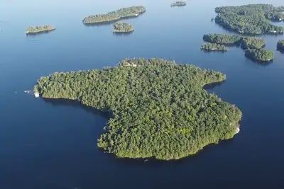 Image de Family Cottage on Sheep Island