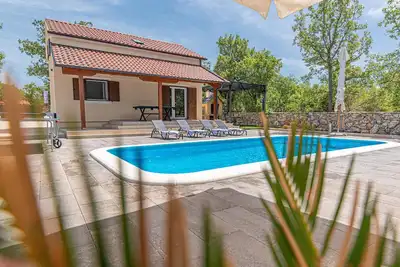 Image de Superbe maison Ă Puljane avec WiFi