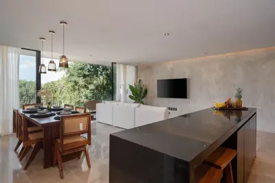 Image de Boho-chic Penthouse with Private Pool and Bar