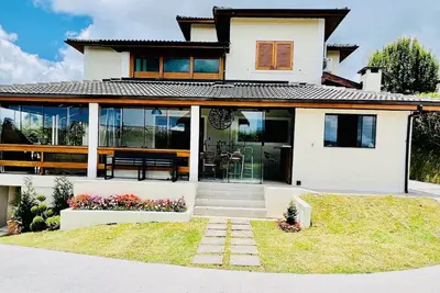 Image de House in Gated Community with Heated Pool, Hydro, Jacuzzi and Beautiful View.