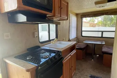 Image de Cozy Camper Stay — 5 min from Busch Gardens!