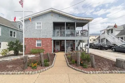Image de Amazing 4 bedroom stay, 4 houses from the beach!