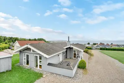 Image de Belle maison à Sjølund avec WiFi