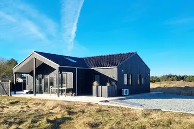 Image de Modern vacation home for 8 people in Grønhøj near Lökken